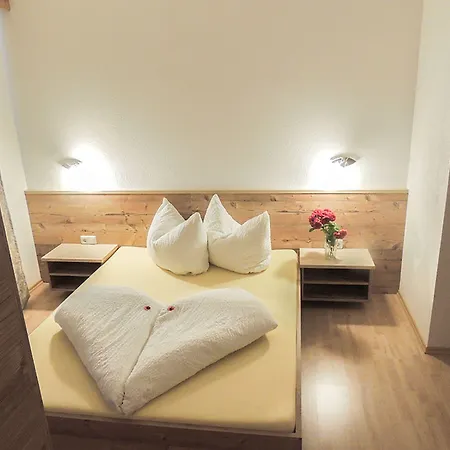 Haeus'l Am Ruan Lägenhetshotell Berwang