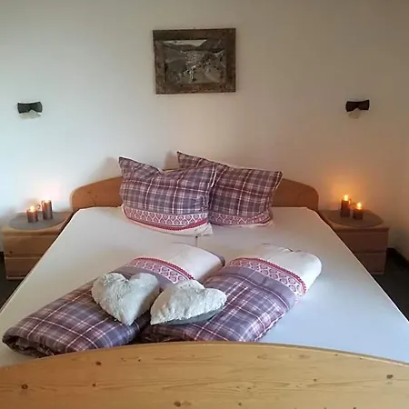 Haeus'l Am Ruan Aparthotel 3*