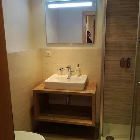 Haeus'l Am Ruan Hotel apartamentowy 3*