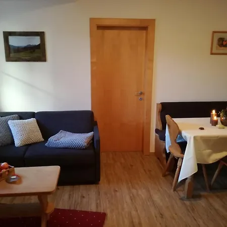 Haus'l Am Ruan Aparthotel 4*
