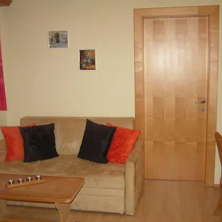 Haeus'l Am Ruan Lägenhetshotell 3*