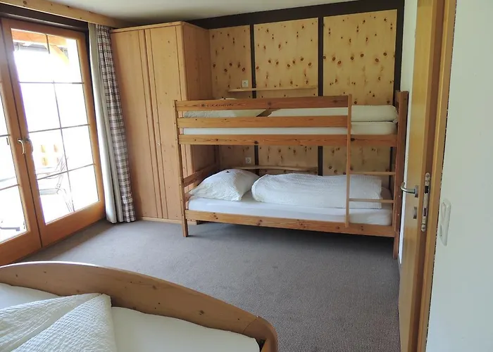 Apart-hotel Haeus'l Am Ruan 3*