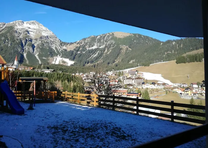 アパートホテル Haeus'l Am Ruan 3*