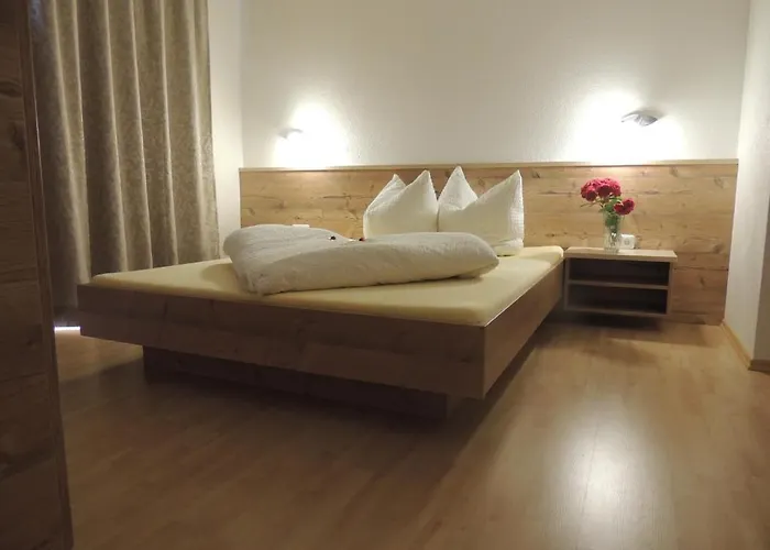 Haeus'l Am Ruan Apart-hotel