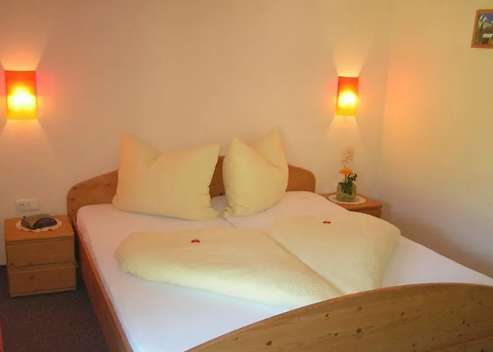 Apart-hotel Haeus'l Am Ruan